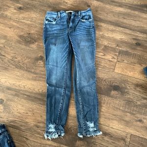 Size 29/11 Kan kan jeans. Lightly worn. Great stretch. Ankle cut
